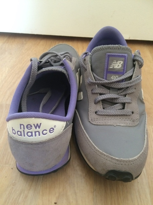 New Balance 410 gris / lilas taille 39,5 2