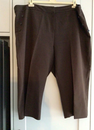 Bonmarche brown cropped trousers, brand: BM, condition: Very good, size: 6XL / UK 40-42, £2.50, £3.33 includes Buyer Protection