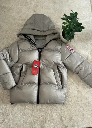 Doudoune canada goose, marque: Canada Goose, état: Bon état, taille: M, 140,00 €, 147,70 € Protection acheteurs incluse