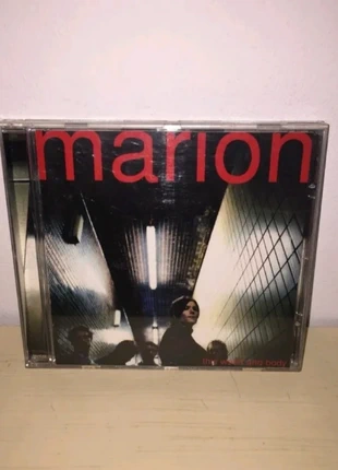 Cd Marion - This world and body, état: Bon état, 5,00 €, 5,95 € Protection acheteurs incluse