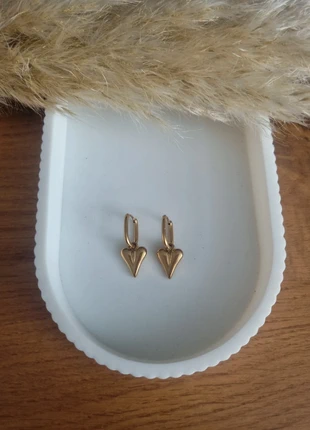 Prachtige rechthoekige oorringen met hartjes, nieuw!, marque: My Jewellery, état: Neuf sans étiquette, 6,95 €, 8,00 € Protection acheteurs incluse