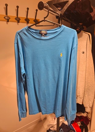 Longsleeve ralph lauren bleu logo jaune taille S homme, marke: Ralph Lauren, zustand: Sehr gut, größe: S, 15,00 €, 16,45 € inklusive Vinted-Käuferschutz