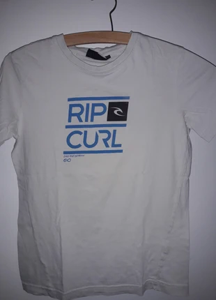 teeshirt rip curl , marque: Rip Curl, état: Très bon état, taille: 12 ans / 152 cm, 4,00 €, 4,90 € Protection acheteurs incluse
