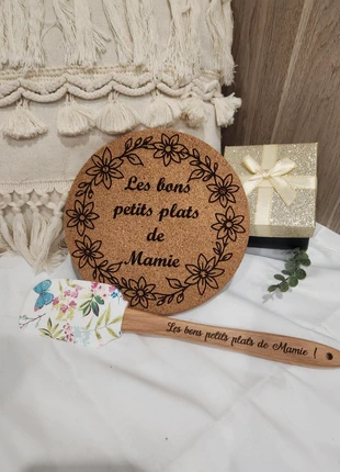 Dessous de plat et spatule, marque: mam créats, état: Neuf avec étiquette, 8,50 €, 9,63 € Protection acheteurs incluse