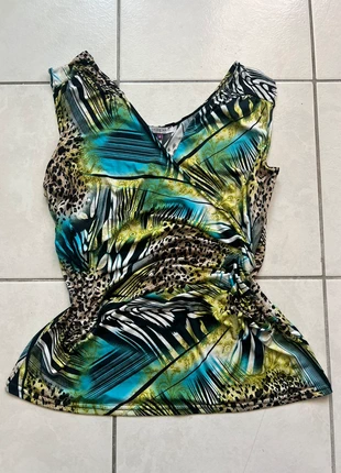 Stunning Vintage Y2k colorful top with animal print, brand: y2k, condition: Very good, size: L / 40 / 12, €8.00, €9.10 includes Buyer Protection