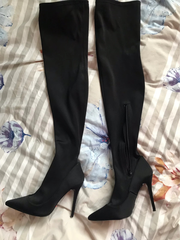 Stunning black thigh high boots - Vinted