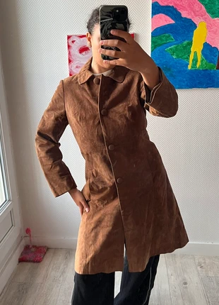 Manteau daim vintage marron – style 70s chic / trench rétro / cuir suédé – marque Kymbo Madrid, brand: Vintage Dressing, condition: Good, size: S / 36 / 8, €45.00, €47.95 includes Buyer Protection