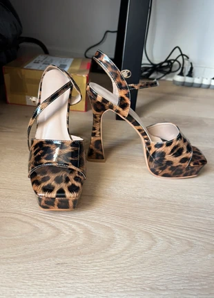 Chaussures à talons léopard, marke: je ne sais pas, zustand: Neu, größe: 41, 10,00 €, 11,20 € inklusive Vinted-Käuferschutz