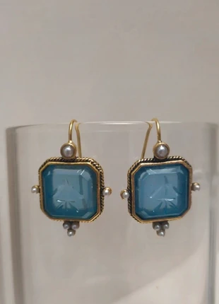 Boucles d'oreilles pendantes dorées avec pierre turquoise gravée et perles, style vintage élégant, marke: & Other Stories, zustand: Neu, 13,90 €, 15,30 € inklusive Vinted-Käuferschutz