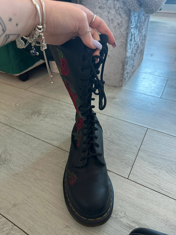 Black rose doc martens shop