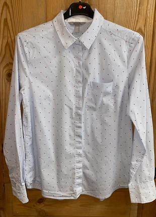 Chemise blanche à rayures bleu et petits cœurs rouges H&M taille 36, marque: H&M, état: Très bon état, taille: S / 36 / 8, 5,00 €, 5,95 € Protection acheteurs incluse