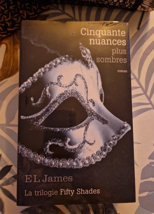 Cinquante nuances plus sombres, zustand: Neu, mit Etikett, 3,00 €, 3,85 € inklusive Vinted-Käuferschutz