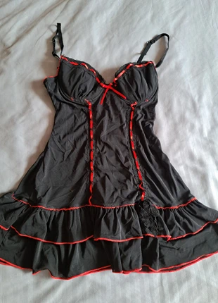 Nuisette sexy rouge et noir, brand: Vintage Chic, condition: Very good, €8.00, €9.10 includes Buyer Protection