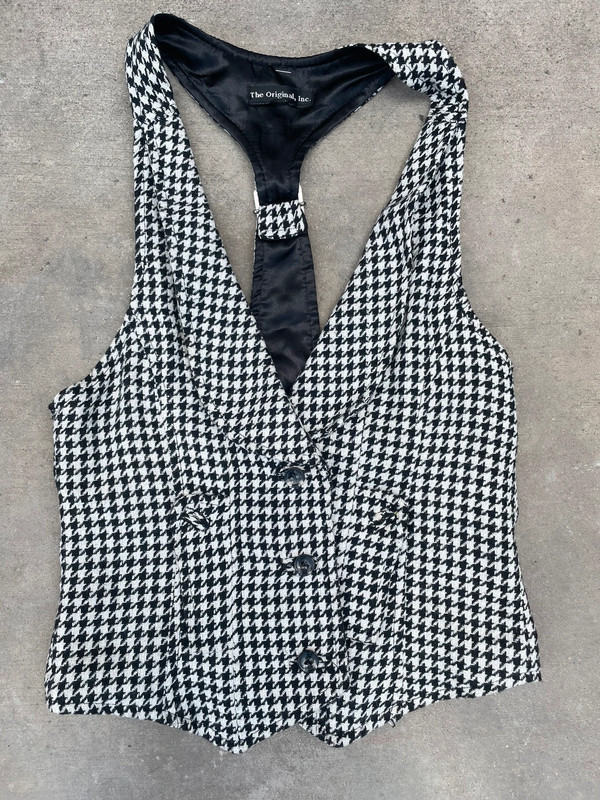 Black & White Vest 3