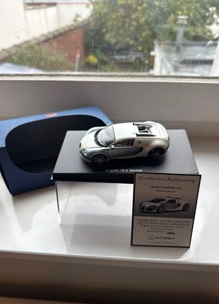 Bugatti Veyron 16.4 – AUTOart 1:43 with Certificate, marque: Bugatti, état: Neuf avec étiquette, 70,00 €, 74,20 € Protection acheteurs incluse
