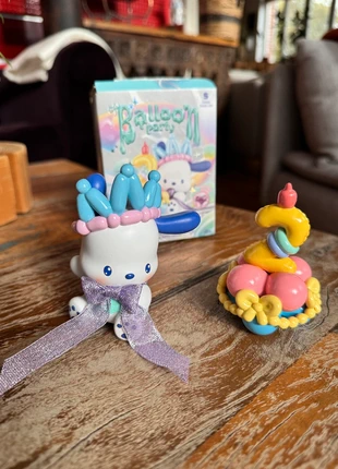 Figurine Pochacco Surprise box Balloon party, marque: Sanrio, état: Neuf avec étiquette, taille: 15 ans / 170 cm, 15,00 €, 16,45 € Protection acheteurs incluse