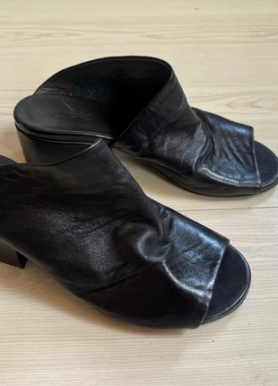 Marsell kalfsleren Italiaanse instappers maat 38, merk: Marsèll, staat: Heel goed, maat: 37.5, € 180,00, € 189,70 inclusief Kopersbescherming