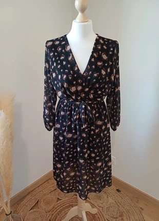 Robe cache-coeur fluide à imprimé Léopard Musthaves taille S/M 36/38, marque: Musthaves, état: Très bon état, taille: S / 36 / 8, 10,00 €, 11,20 € Protection acheteurs (Pro) incluse