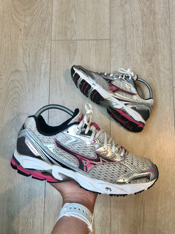 Basket Mizuno wave fortis 6 taille 39