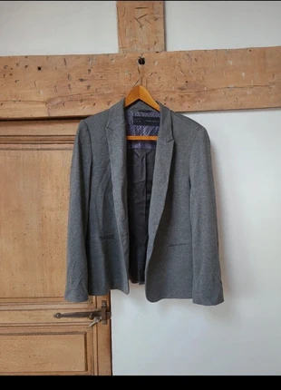 Blazer gris zara basic XL, brand: Zara, condizioni: Ottime, taglia: L / IT 44 / EU 40, €15.00, €16.45 include la Protezione acquisti