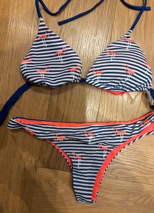 Costume bianco blu fenicotteri Calzedonia S, marca: Calzedonia, estado: Muito bom, tamanho: S / 36 / 8, €12.00, €13.30 inclui Proteção do Comprador