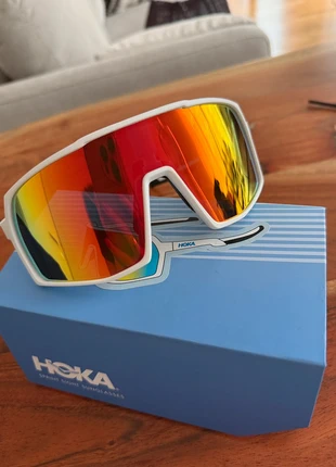 Hoka Sprint Sight Sunglasses, marke: Hoka, zustand: Neu, 150,00 €, 158,20 € inklusive Vinted-Käuferschutz