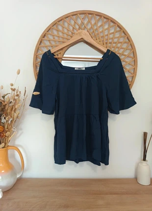 Blusa azul marino con escote cuadrado y detalle calado, talla M, Precio original 34,99€, marque: Vila, état: Neuf sans étiquette, taille: M / 38 / 10, 18,00 €, 19,60 € Protection acheteurs incluse