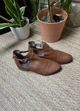 Bottines cuir Monoprix, merk: Monoprix, staat: Goed, maat: 38, € 5,00, € 5,95 inclusief Kopersbescherming