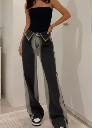 Jean noir large effet V délavé, taille haute taille M, marke: Shorty, zustand: Sehr gut, größe: M / 38 / 10, 59,00 €, 62,65 € inklusive Vinted-Käuferschutz