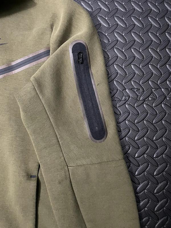 Nike tech fleece jacket 3