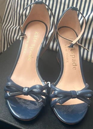 Escarpins compensés Kate Spade bleu marine – Taille 8.5B – État neuf, marca: Kate Spade, estado: Nuevo sin etiquetas, tamaño: 39, 38,00 €, 40,60 € Protección al comprador incluida