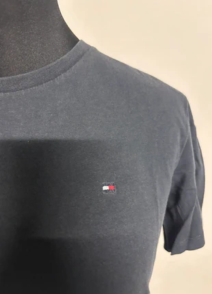 Tommy Hilfigher tee, brand: Blu, condizioni: Ottime, taglia: L, €19.99, €21.69 include la Protezione acquisti