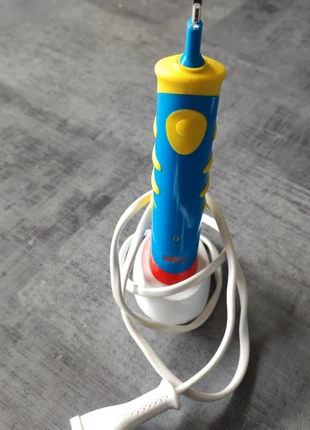 Brosse à dents électrique enfant, marke: Braun, zustand: Sehr gut, 5,00 €, 5,95 € inklusive Vinted-Käuferschutz