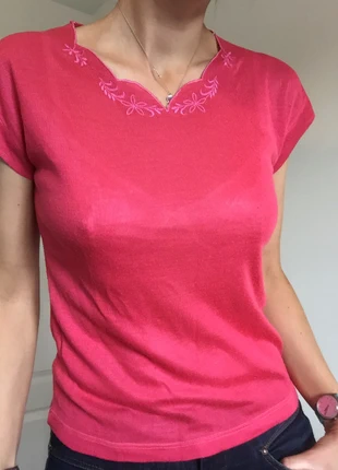 T shirt brodé, état: Très bon état, taille: M / 38 / 10, 5,00 €, 5,95 € Protection acheteurs incluse