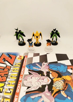 Dragon ball z five figures 13 magazines, merk: Dragon, staat: Goed, maat: Universeel, € 5,00, € 5,95 inclusief Kopersbescherming
