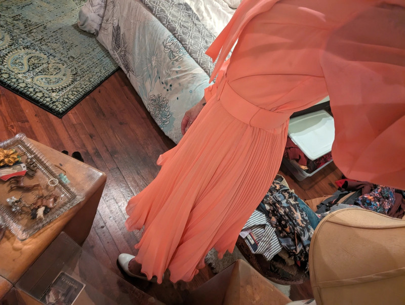 Vintage Coral bridesmaids dress. No tag. 4