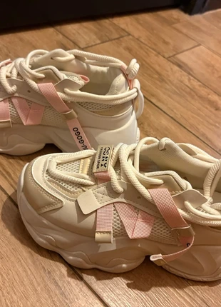 Baskets roses et blanches neuves, marca: aucune, estado: Nuevo sin etiquetas, tamaño: 36, 10,00 €, 11,20 € Protección al comprador incluida