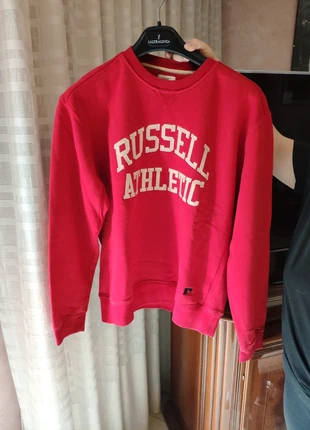 Felpa rossa uomo RUSSEL xl, marke: Russel Athletic, zustand: Sehr gut, größe: XL, 10,00 €, 11,20 € inklusive Vinted-Käuferschutz