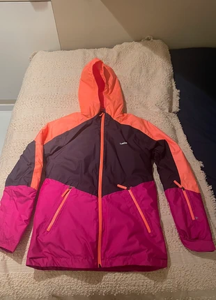 Skijas, merk: Decathlon, staat: Heel goed, maat: 14 jaar / 164 cm, € 20,00, € 21,70 inclusief Kopersbescherming