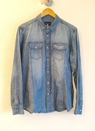 Camisa vaquera  de Springfield azul oscura, Talla L, marque: Springfield, état: Très bon état, taille: L, 7,00 €, 8,05 € Protection acheteurs incluse