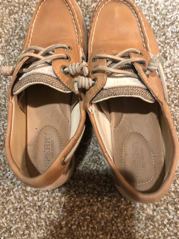 Women’s sperrys 2