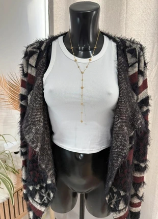 Veste MIM – Taille unique – Style ouvert et confortable, marca: Mim, estado: Muito bom, tamanho: Tamanho único, €12.00, €13.30 inclui Proteção do Comprador