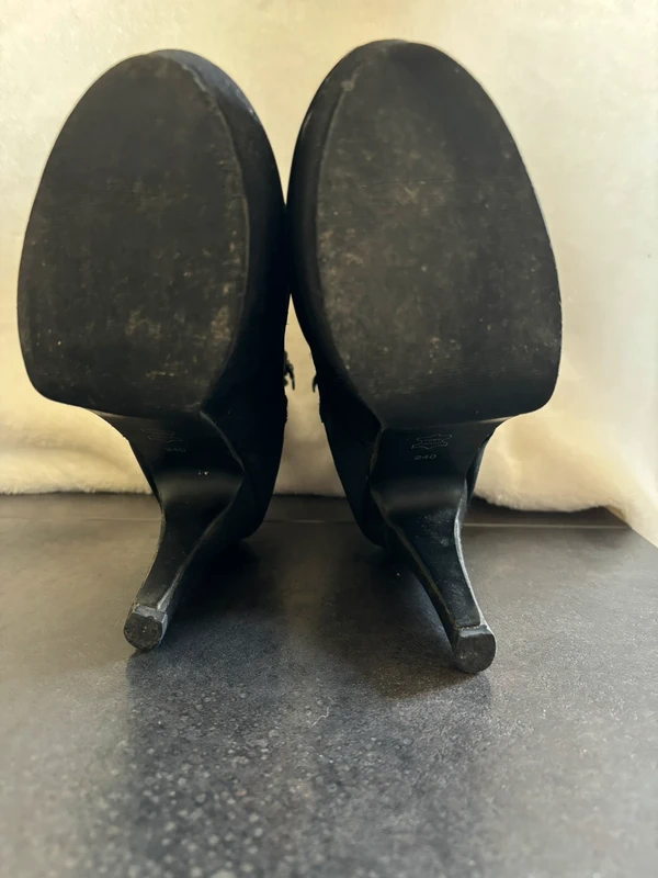Bottine à talon. - photo numéro 3