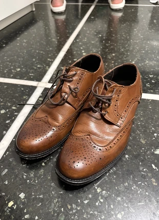 Scarpe eleganti cuoio marrone Luigi Fusaro, marque: Luigi Fusaro, état: Bon état, taille: 41, 3,50 €, 4,38 € Protection acheteurs incluse