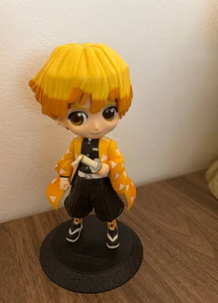 Qposket Zenitsu figurine Demon Slayer pas de boîte, brand: Bandai, condizioni: Nuovo senza cartellino, taglia: Prematuri, fino a 44 cm, €7.00, €8.05 include la Protezione acquisti