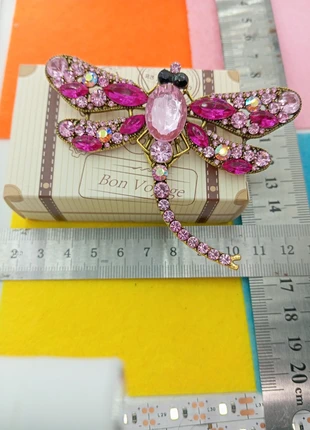 Broche avec la boîte, merk: Broche.fr, staat: Heel goed, € 5,00, € 5,95 inclusief Kopersbescherming Pro