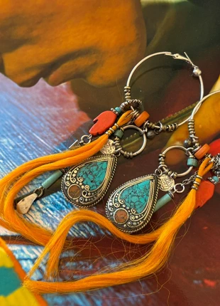 Boucles d’oreilles créoles originales de style nomades de créateur turquoise et corail, brand: Fabrication Artisanale, condition: Very good, €69.00, €73.15 includes Buyer Protection Pro
