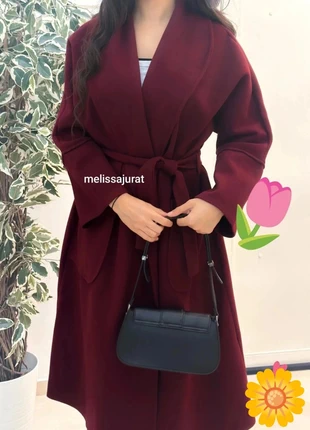 Manteau long burgundy bordeaux laine, brand: Boutique indépendante, condizioni: Ottime, taglia: M / IT 42 / EU 38, €25.00, €26.95 include la Protezione acquisti