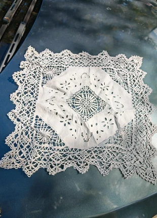 Napperon blanc shaby chic vintage 44*44cm, marca: Vintage Dressing, estado: Bom, €13.00, €14.35 inclui Proteção do Comprador