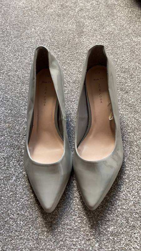 Grey low heel shoes | Vinted